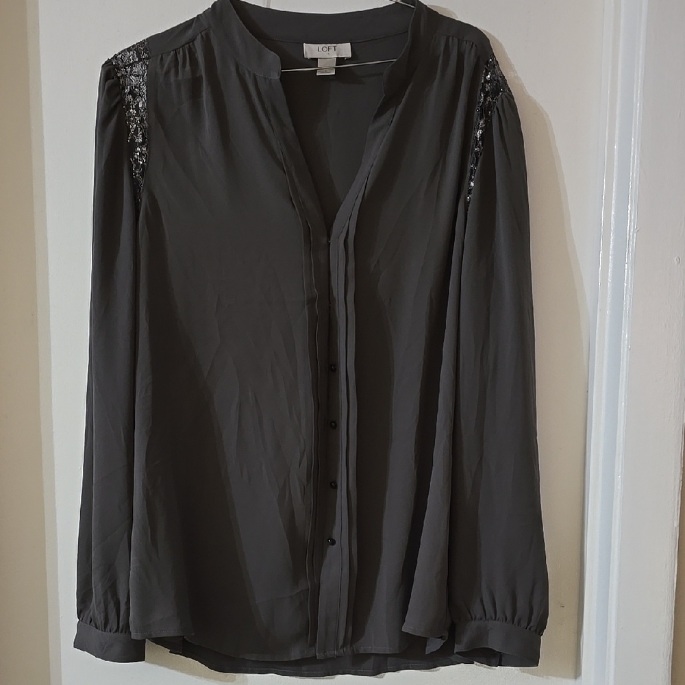 LOFT Women's Gray Blouse SZ L